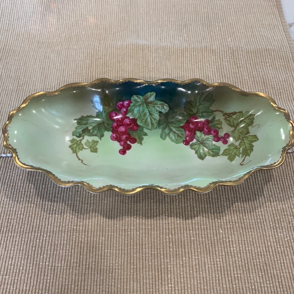Scalloped vegetable bowl;  new Habsburg Austria porcelain.